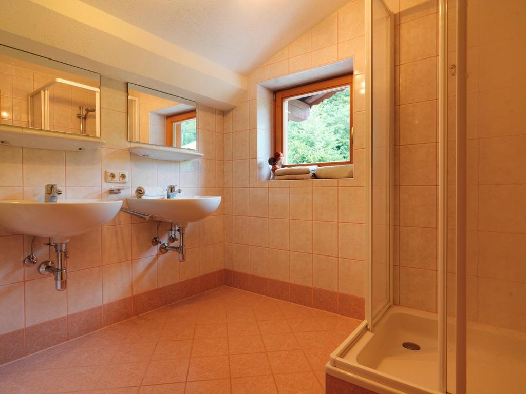 Ferienwohnung Saalbach Fieberbrunn Zimmer foto